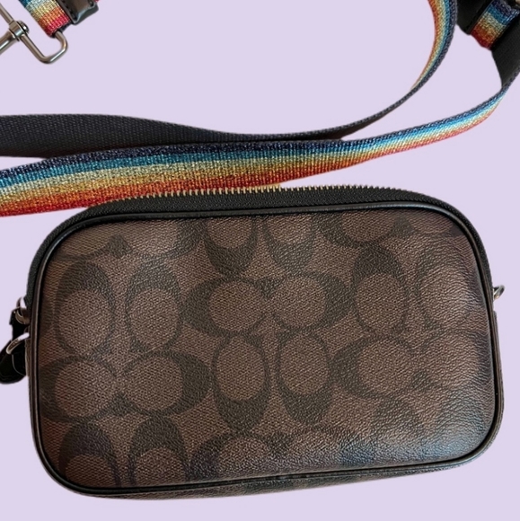 ๐๐COACH X DISNEY ๐๐ MONOGRAM MINNIE MOUSE CROSSBODY EDITION LIMITED - Picture 4 of 6